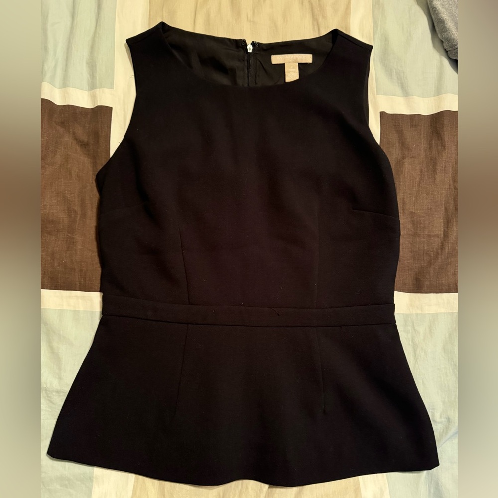 Black fit and flare Banana Republic size 10 women’s top